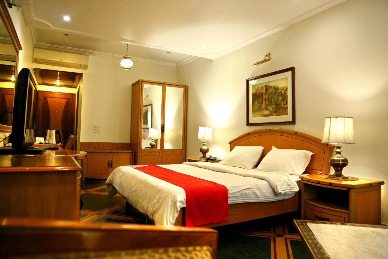 Fabexpress Kwality Regency Hotel Chandigarh